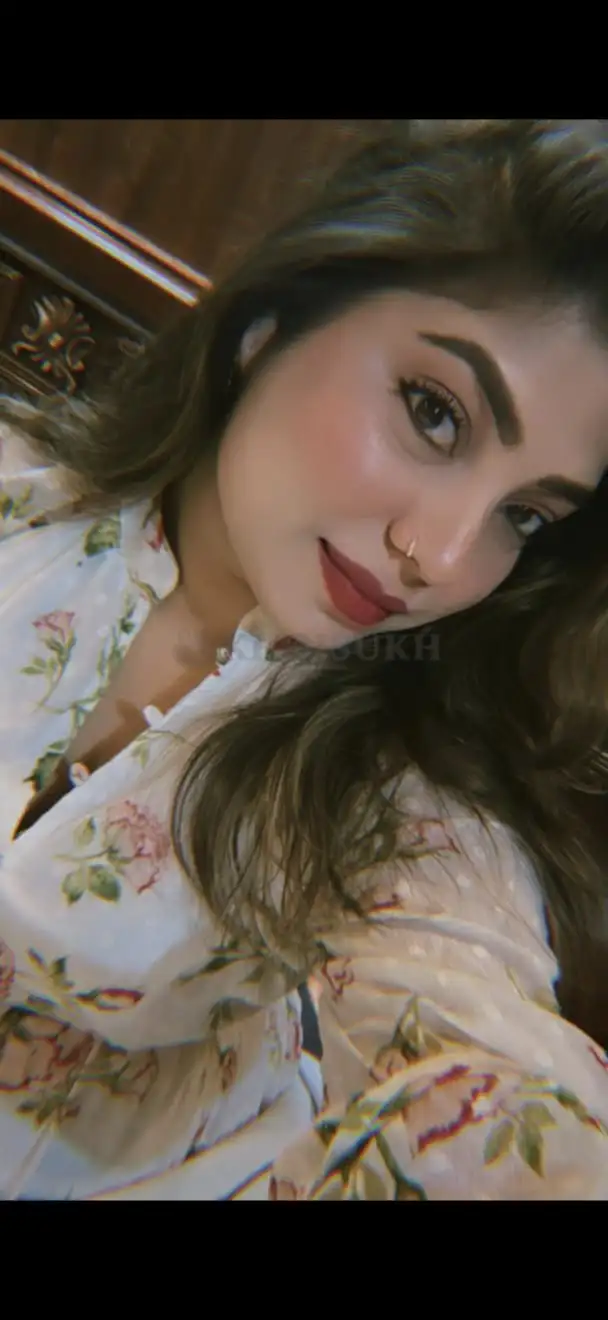 call-girls-lucknow21-female-escorts-service-6383