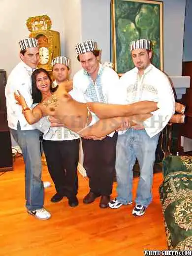 male-escorts-new-delhi32-wife-share-cuckold-male-escort-threesome-mmf-mmmf-gangbang-6831