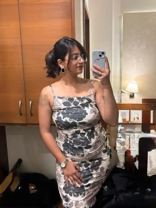 patna-vip-cash-payment-top-model-housewife-college-girls-housewife-hotel-service
